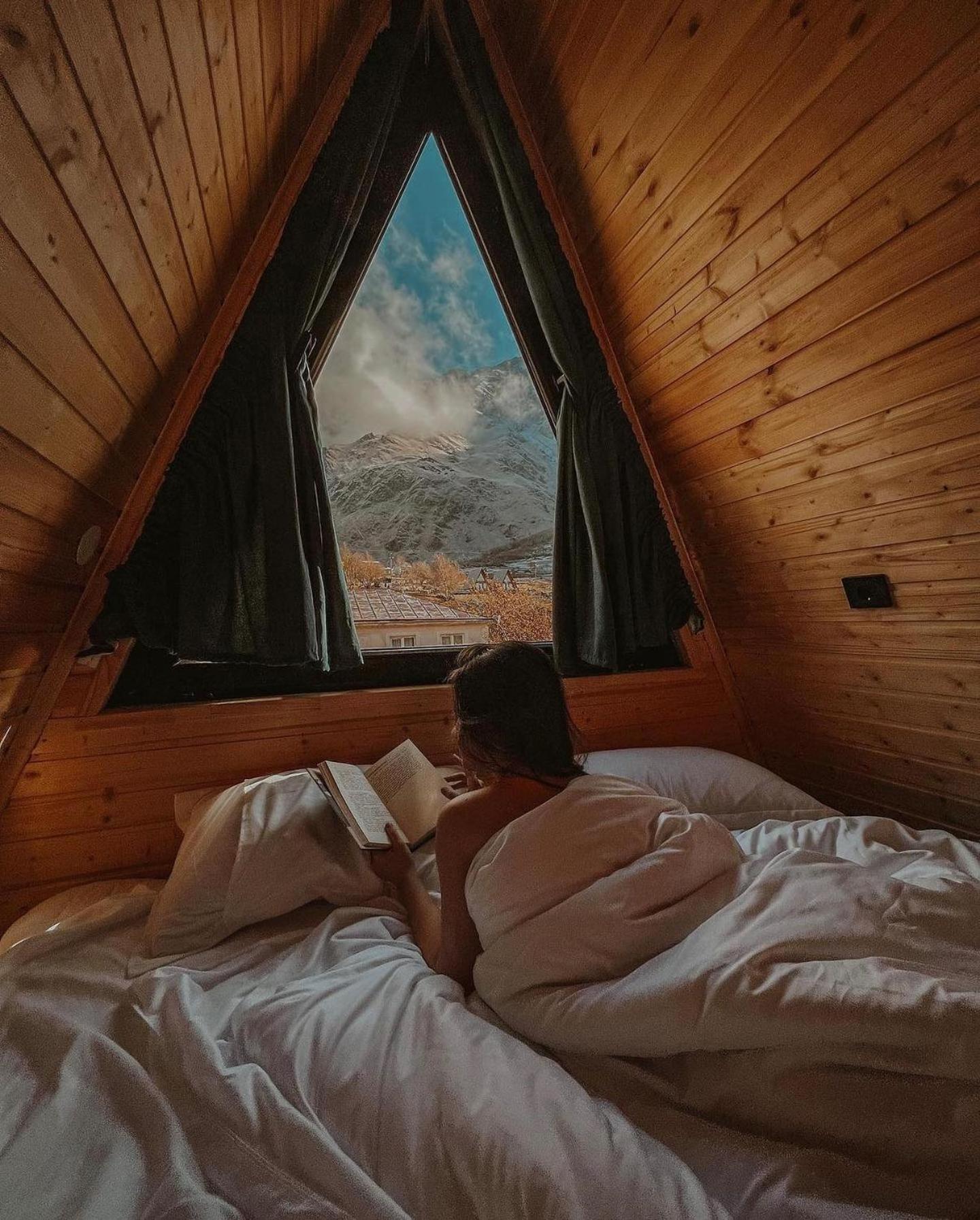 Hotel Pyramid Kazbegi Esterno foto